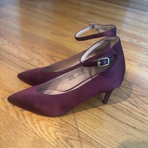 Halogen ankle strap pumps- size 7.5